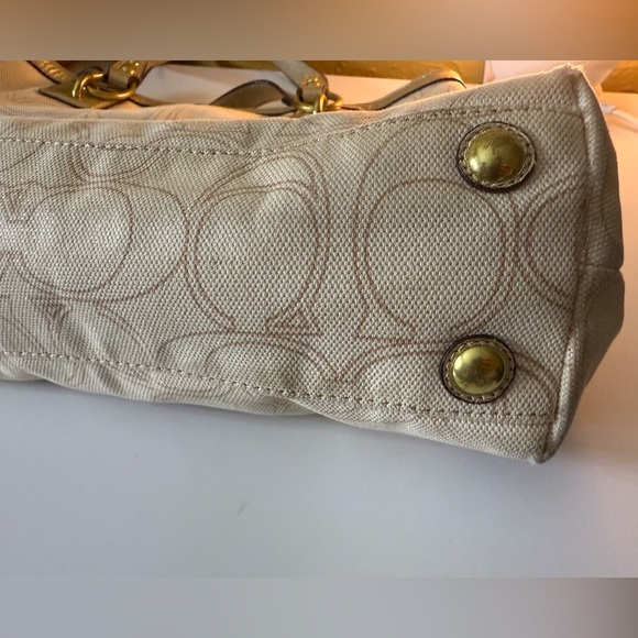 Coach Penelope Signature Cream/Gold Tote‎ Bag - Picture 5 of 10